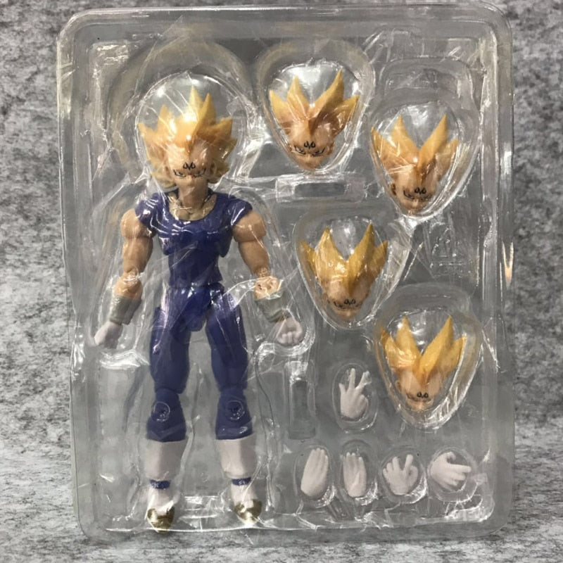 Figuras de acción de Dragon Ball Super.