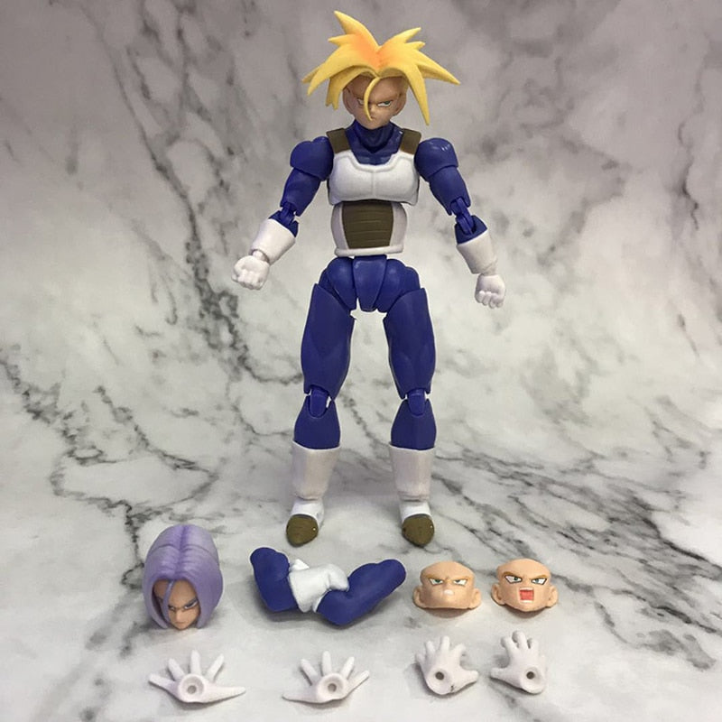 Figuras de acción de Dragon Ball Super.