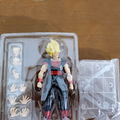 Figuras de acción de Dragon Ball Super.